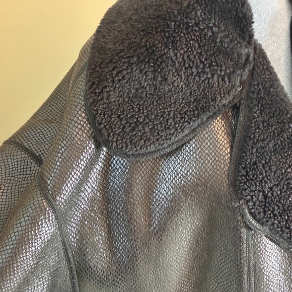 Vintage 90s Fendi Pellicce Moda Pronto Black Oversized Shearling Coat Size 38 M - Picture 6 of 17